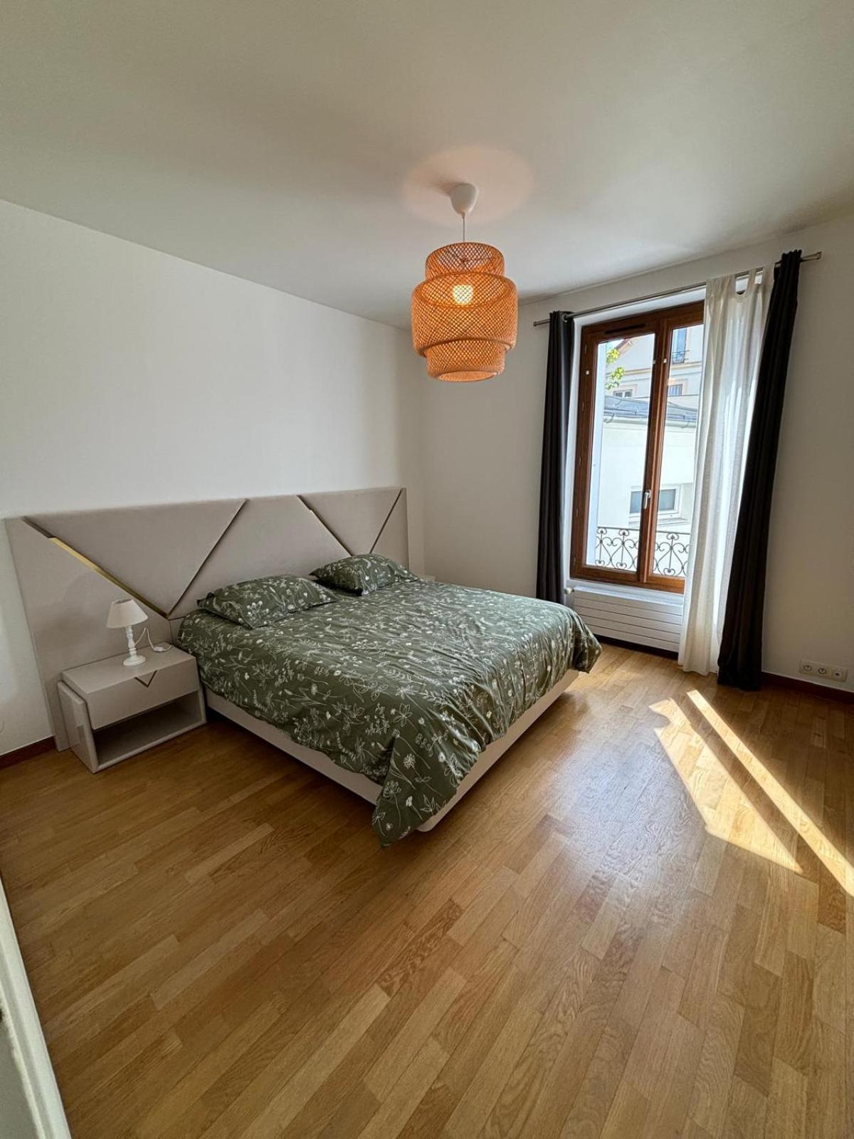 Appartement 2 Chambres Dans Une Belle Maison A Proximite De Paris Asnieres-sur-Seine Exterior photo